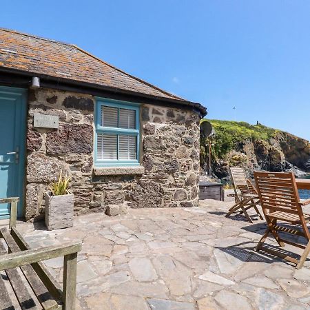 Beach Cottage Хелстън Екстериор снимка